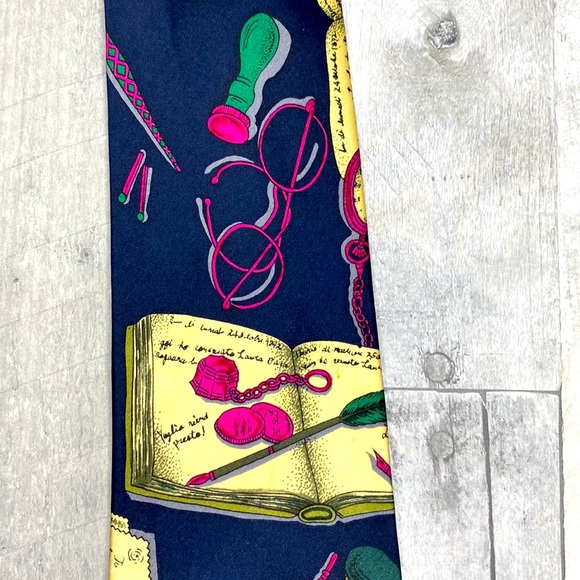 Librarian Tie 100% Silk - Picture 9 of 10